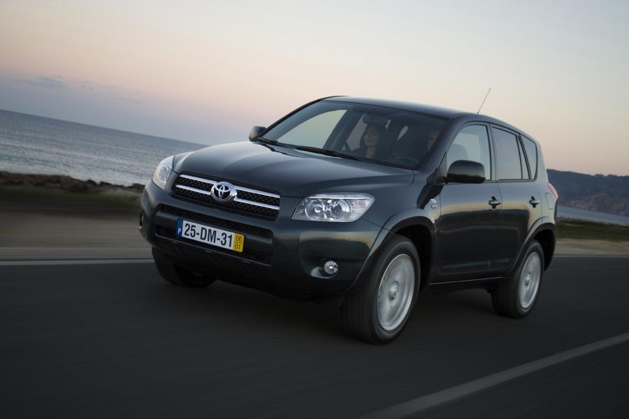  Toyota RAV4 2005 года  (фото 126 из 172)